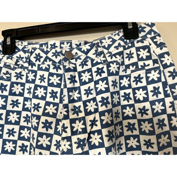 NWT, Unique Vintage Blue & White Checkered Daisy Print Jeans, Size L - Picture 12 of 16